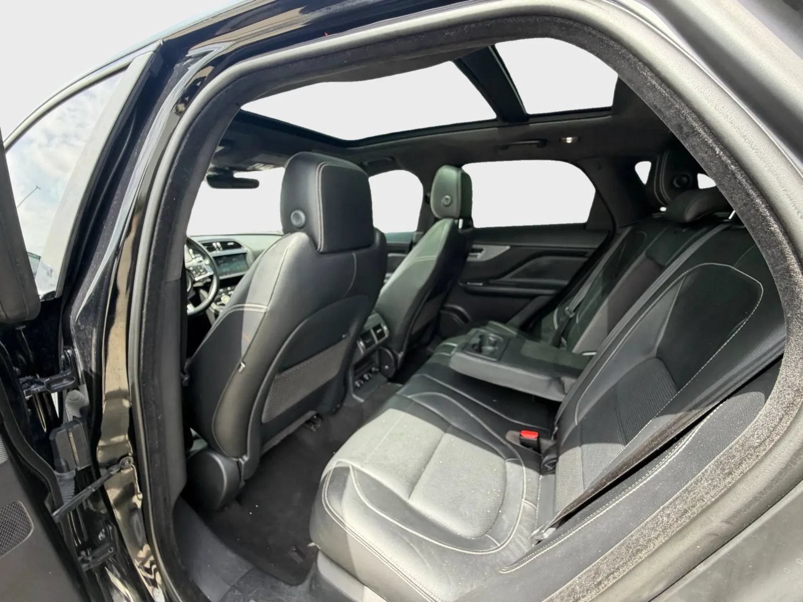Used 2020 Jaguar F-PACE S AWD/4WD image 17