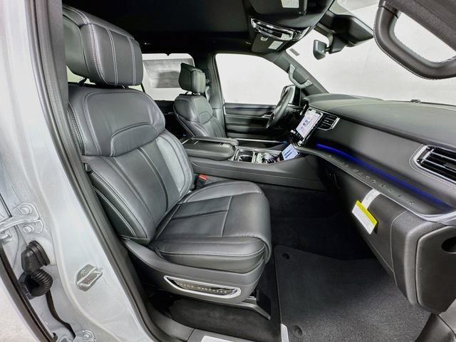 New 2026 Jeep Grand Wagoneer L Summit AWD/4WD image 35