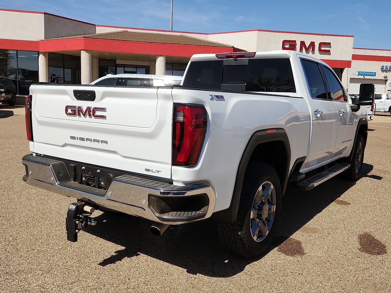 Used 2025 GMC Sierra 2500 SLT w/ Texas SLT Premium Package image 4