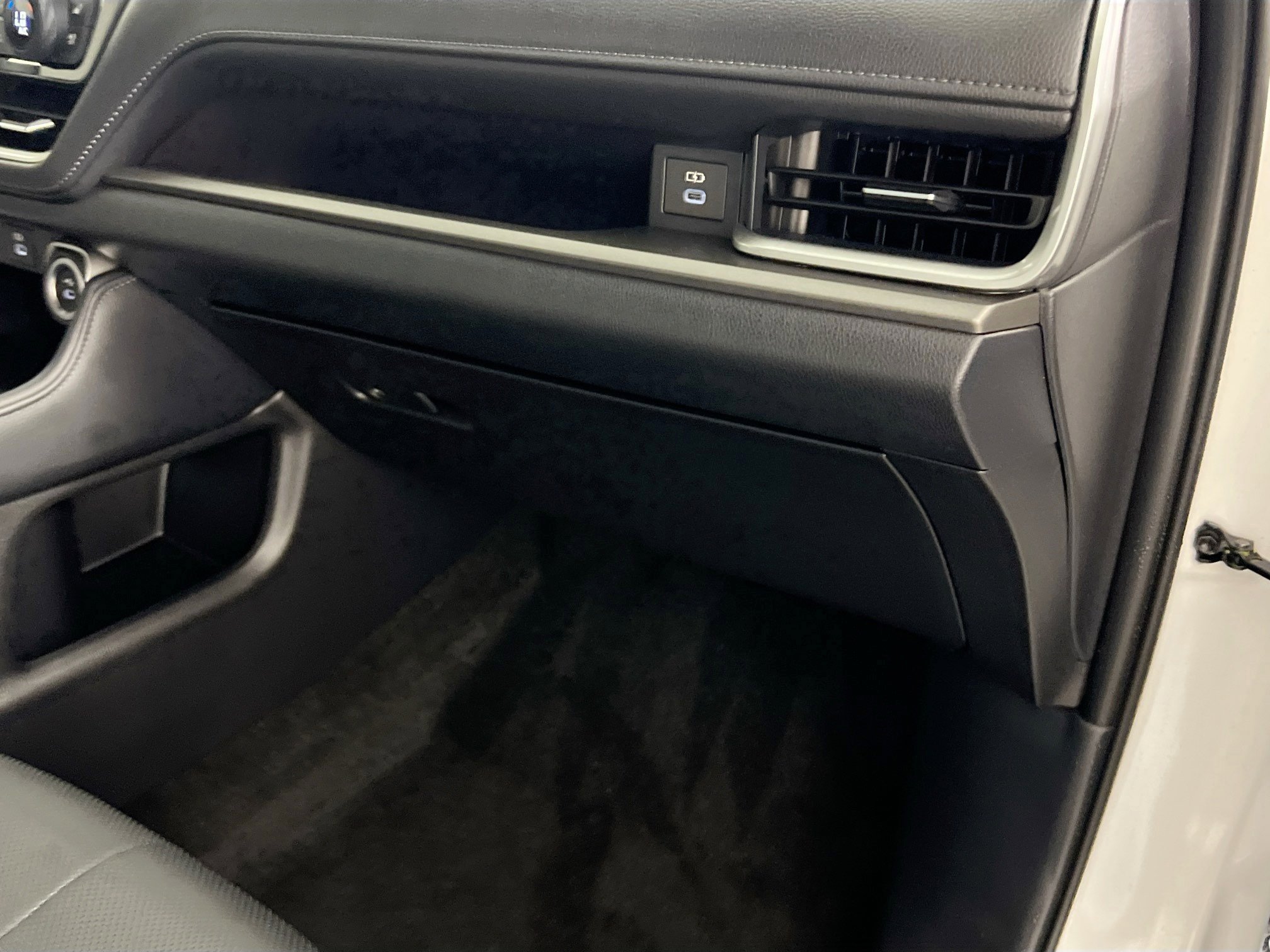 Used 2025 Toyota Grand Highlander AWD Hybrid image 35