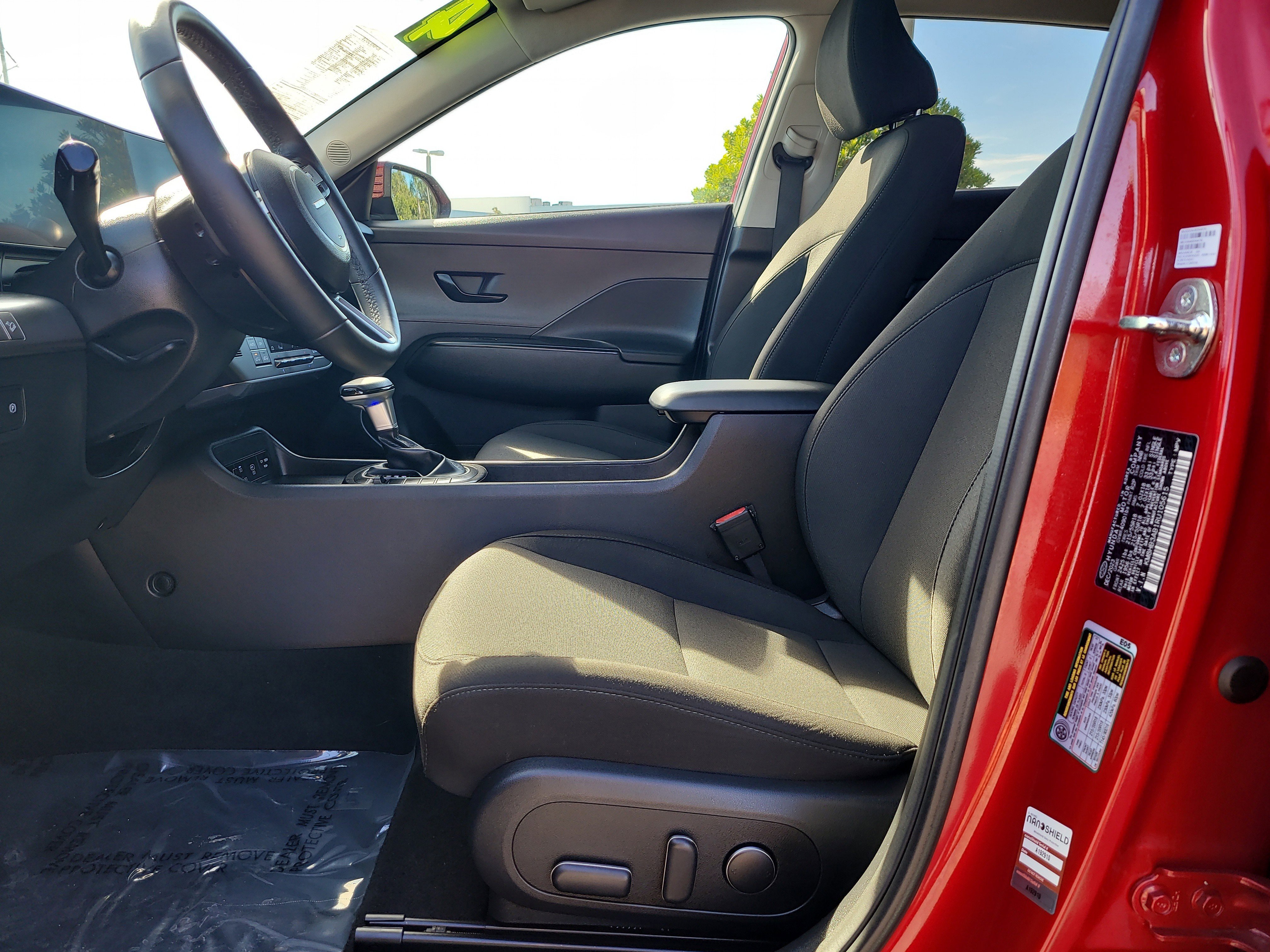 Used 2024 Hyundai Kona SEL image 16