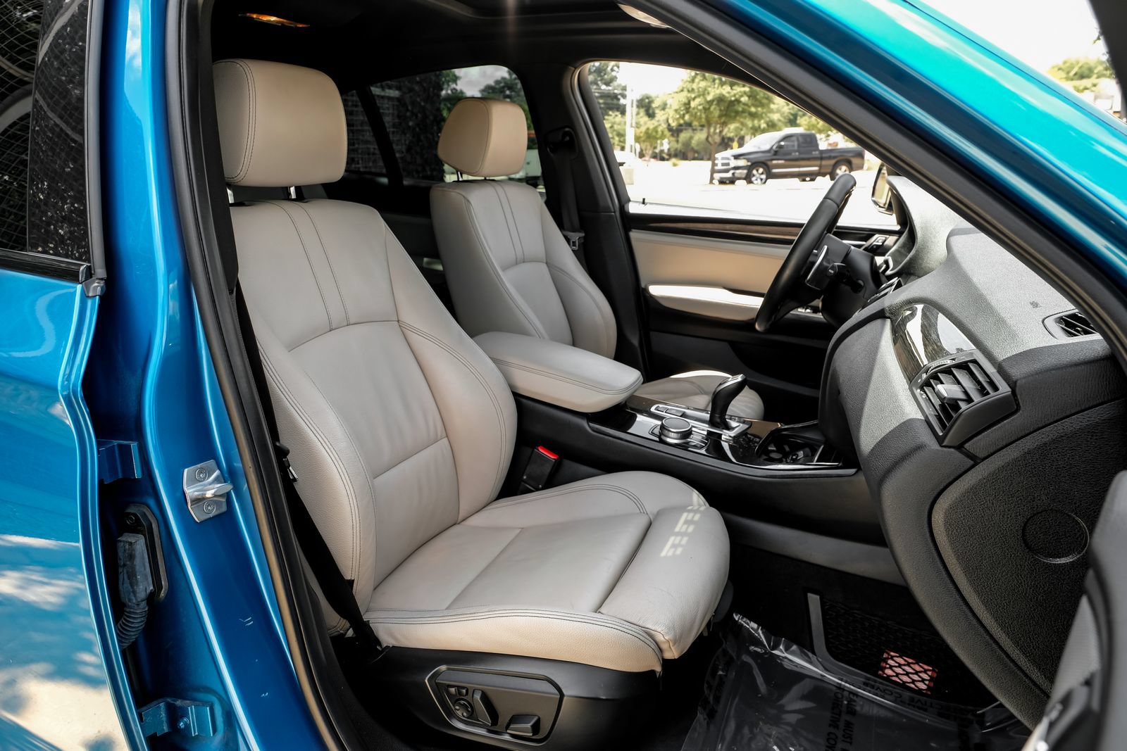 Used 2018 BMW X4 M40i AWD/4WD image 29