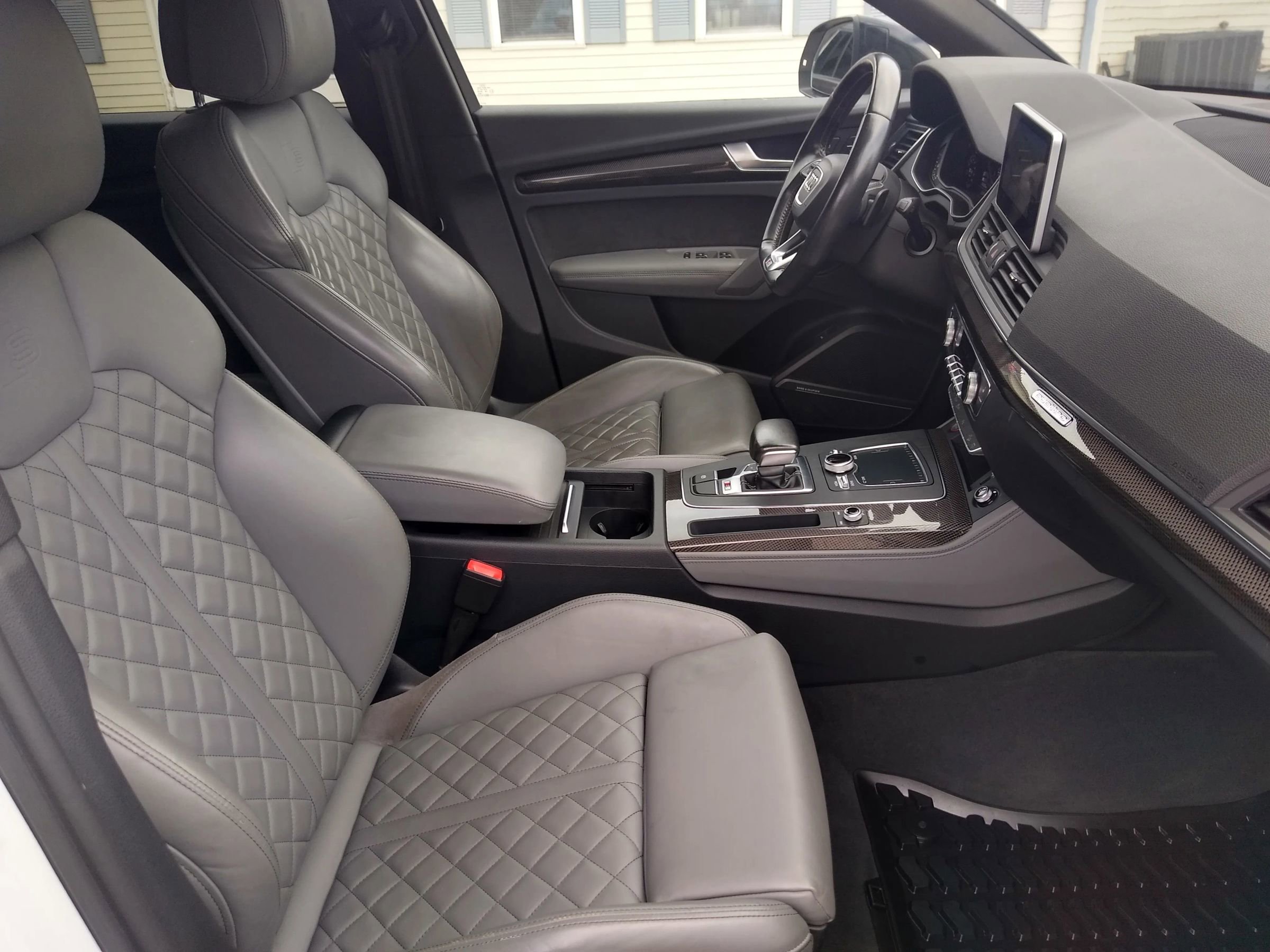 Used 2020 Audi SQ5 Premium Plus image 25