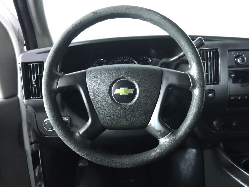 Used 2013 Chevrolet Express 1500 RWD image 10