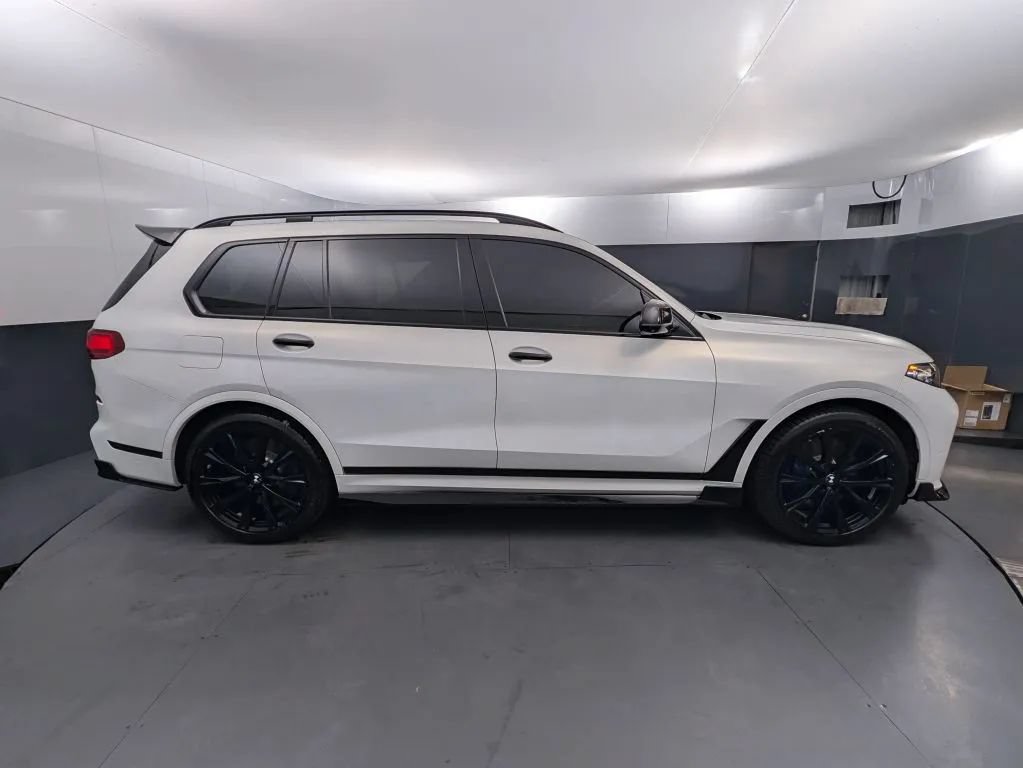 Used 2020 BMW X7 M50i w/ Executive Package AWD/4WD image 6