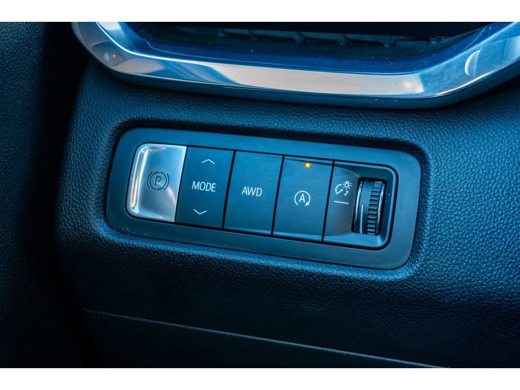 Used 2025 GMC Acadia Elevation image 28