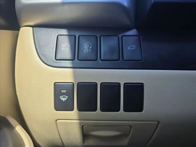 Used 2018 Toyota Highlander XLE AWD/4WD image 25