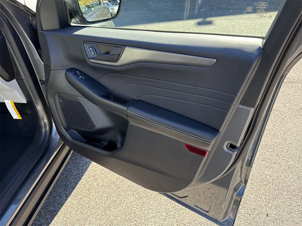 Used 2025 Ford Escape Active w/ Cold Weather Package image 38