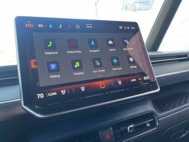 New 2025 Volkswagen ID. Buzz Pro S image 9