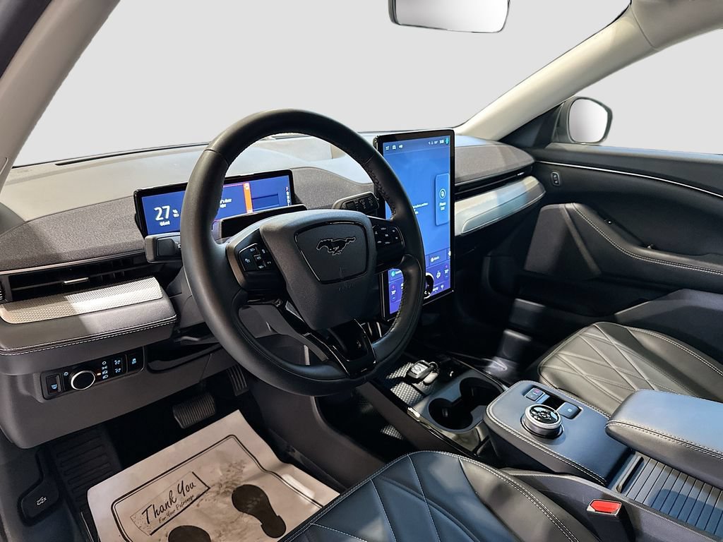Used 2023 Ford Mustang Mach-E Select RWD image 9