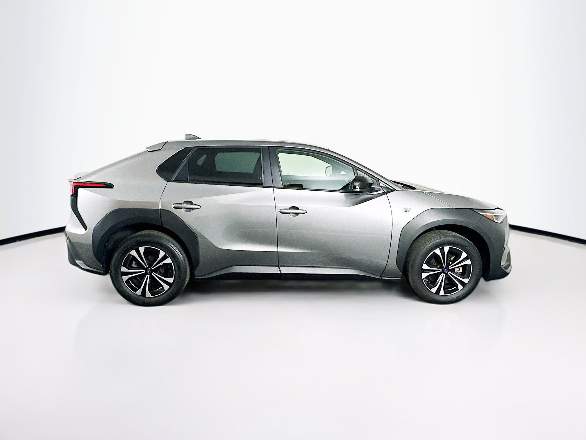 Used 2023 Subaru Solterra AWD image 10