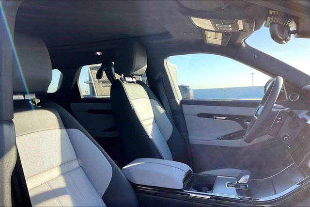 New 2026 Land Rover Range Rover Evoque Dynamic SE image 12