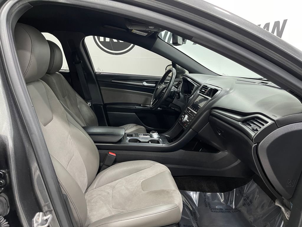 Used 2017 Ford Fusion Sport w/ Equipment Group 401A image 30