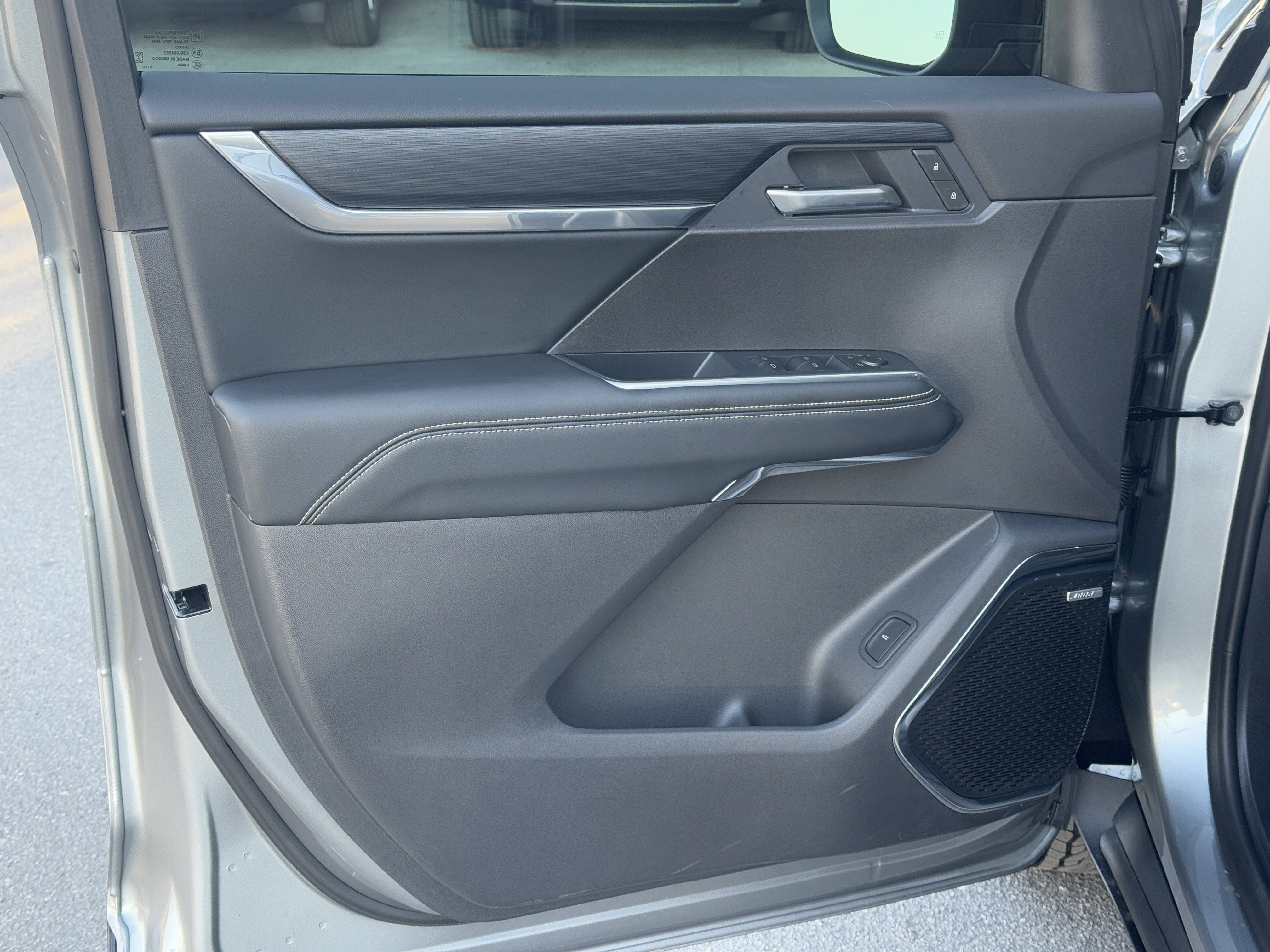 New 2026 GMC Acadia Elevation w/ Elevation Premium Package image 10