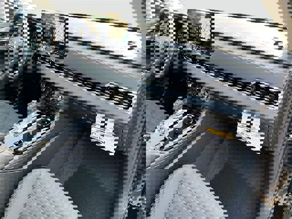 New 2026 Mitsubishi Outlander SE image 33