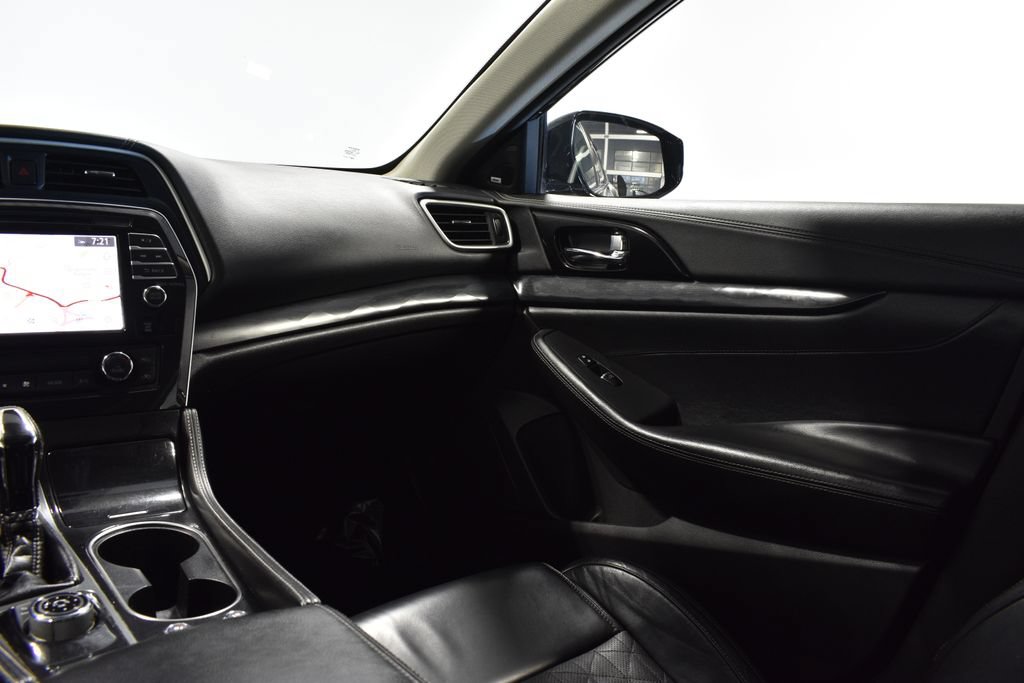 Used 2021 Nissan Maxima Platinum w/ Sport Mat Group FWD image 16