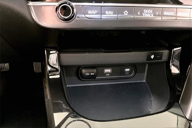 Certified 2026 Kia Seltos EX w/ EX Sunroof Package image 16