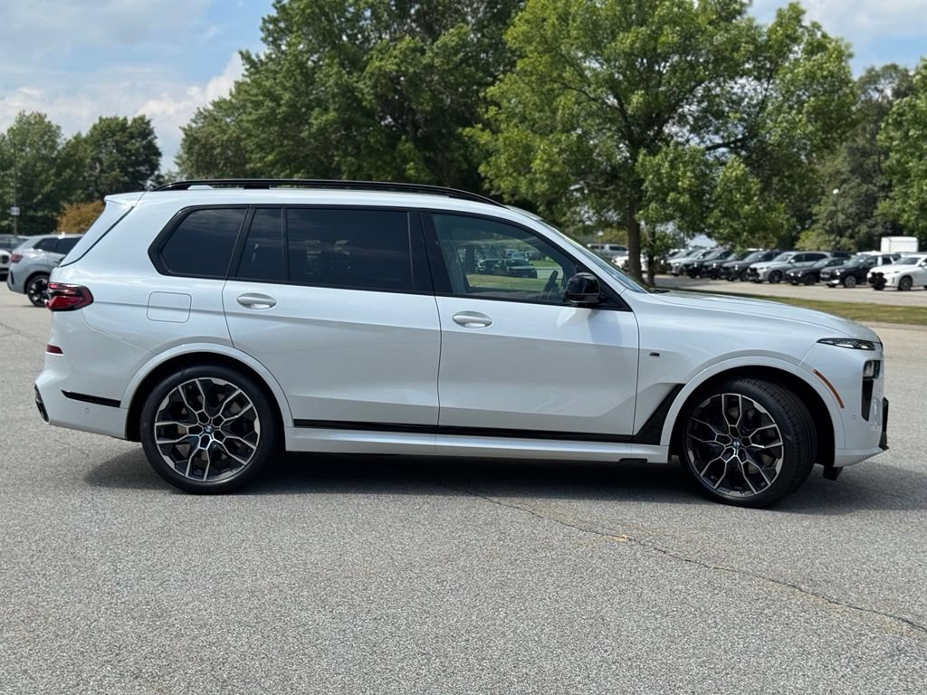 New 2027 BMW X7 M60i AWD/4WD image 7