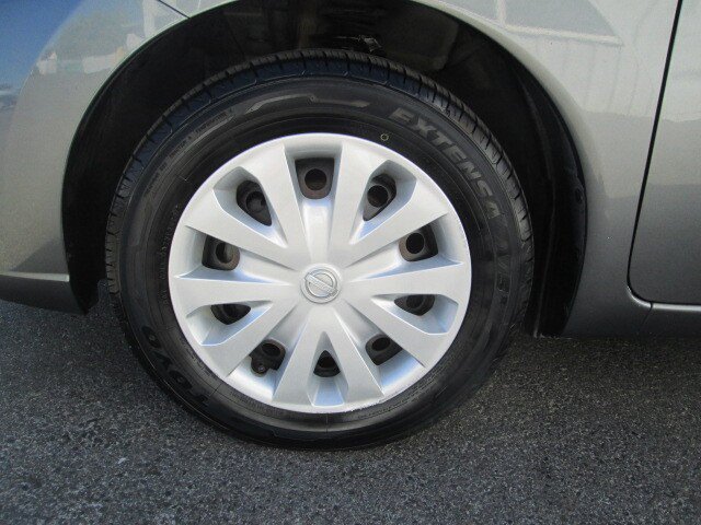 Used 2017 Nissan Versa Note SV FWD image 8
