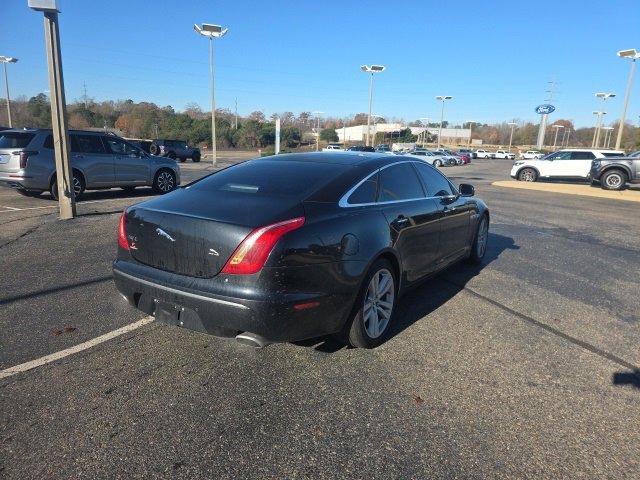 Used 2012 Jaguar XJ L image 3