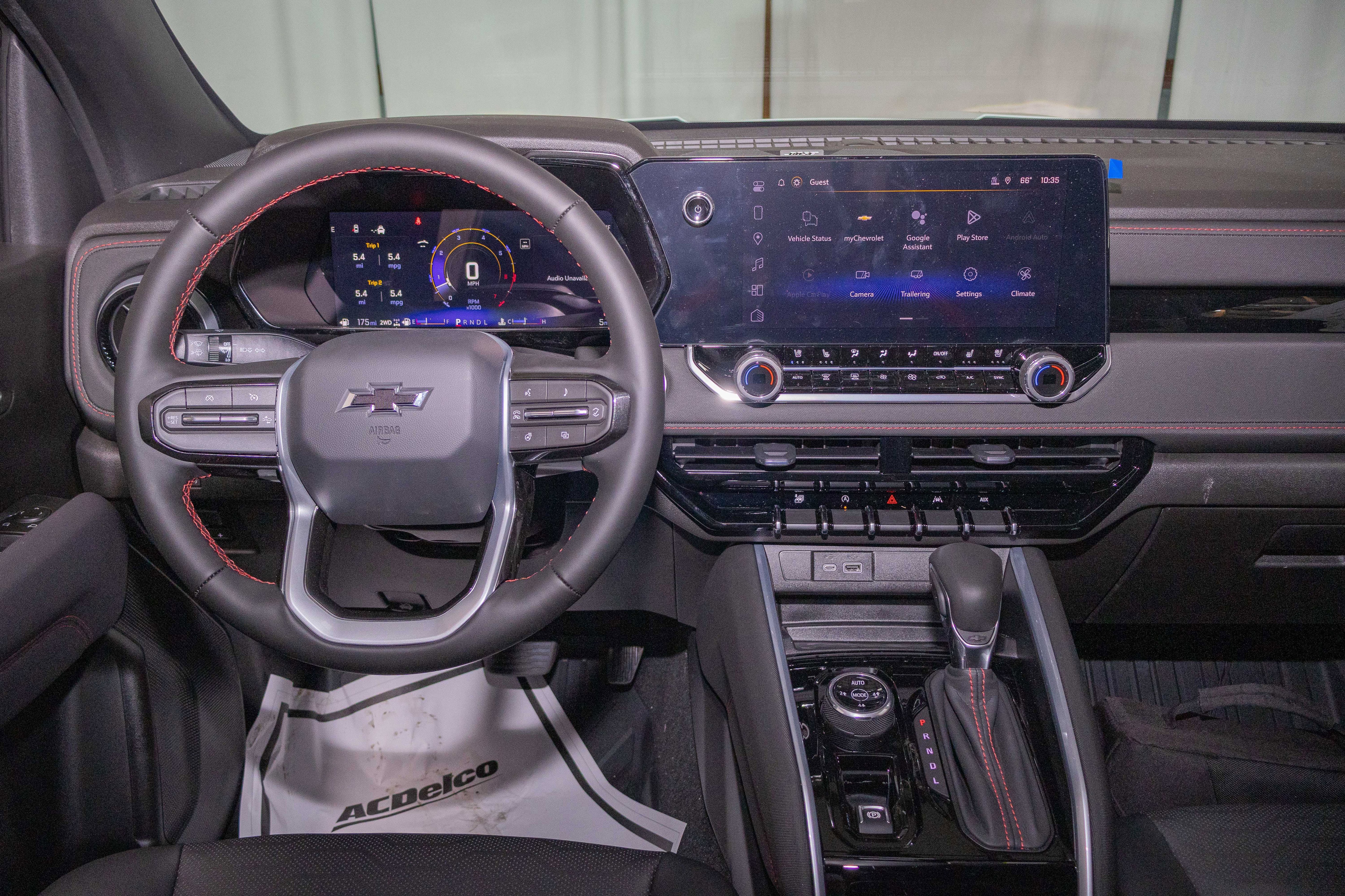 New 2026 Chevrolet Colorado Z71 w/ Technology Package AWD/4WD image 13