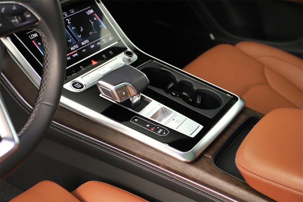 Certified 2025 Audi Q8 Prestige w/ Prestige Package image 17