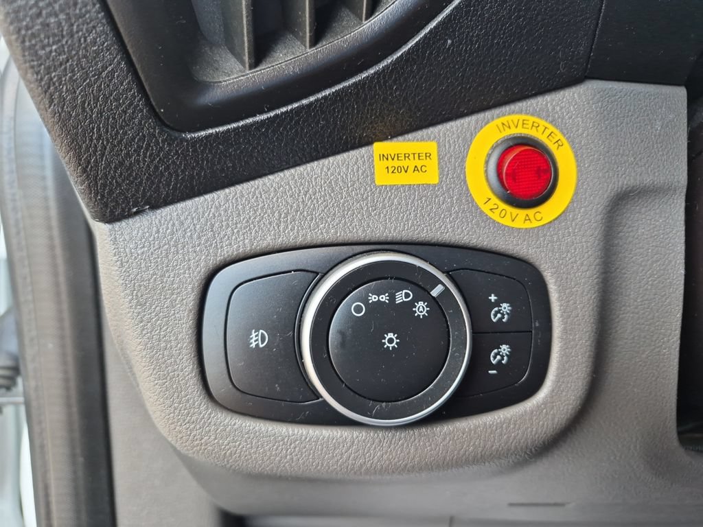 Used 2020 Ford Transit Connect XLT FWD image 20
