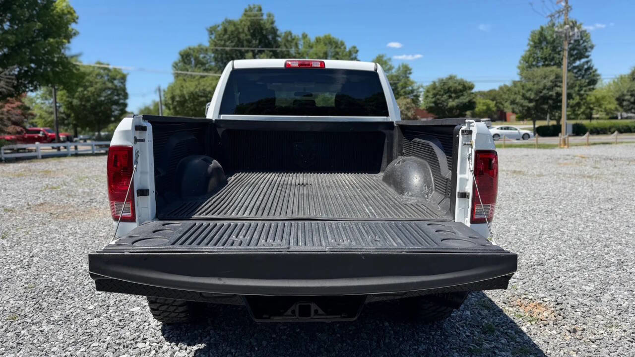 Used 2010 Dodge Ram 2500 Truck ST w/ ST Popular Equipment Group AWD/4WD image 7