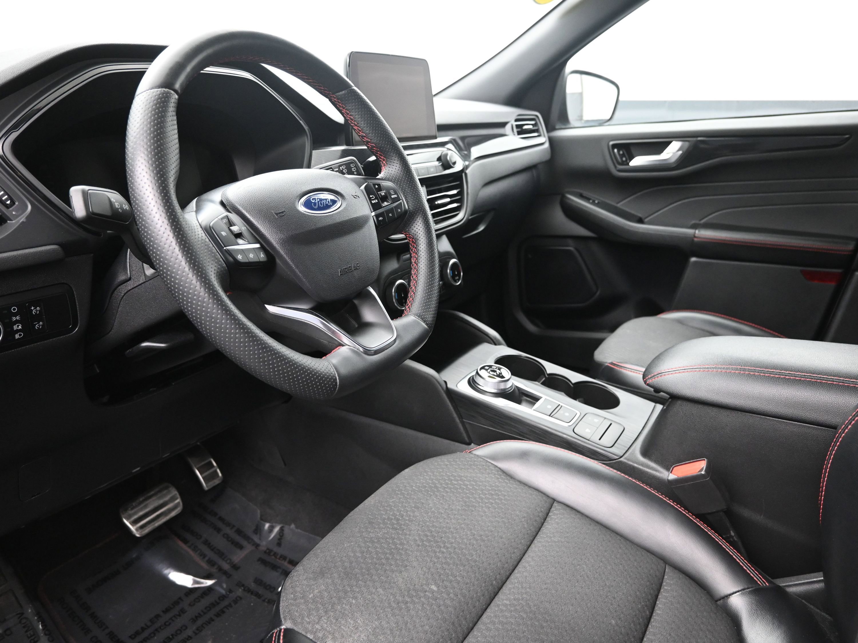 Used 2023 Ford Escape ST-Line image 10