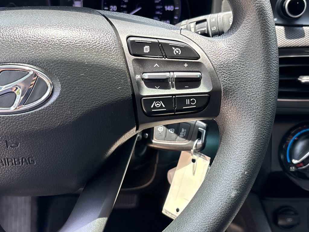 Used 2023 Hyundai Kona SE AWD/4WD image 33