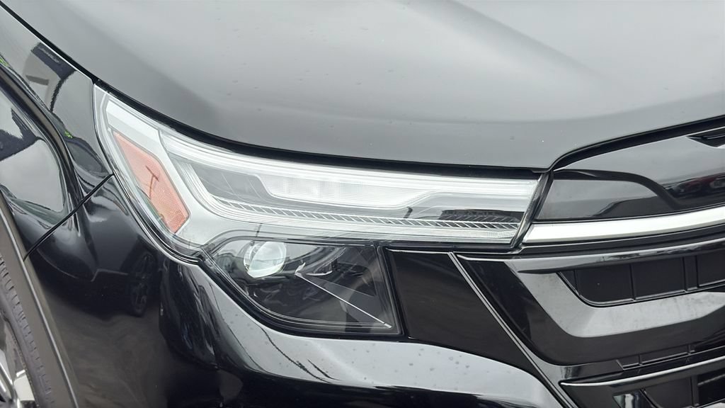 Certified 2025 Subaru Forester Touring w/ Popular Package - Touring AWD/4WD image 8