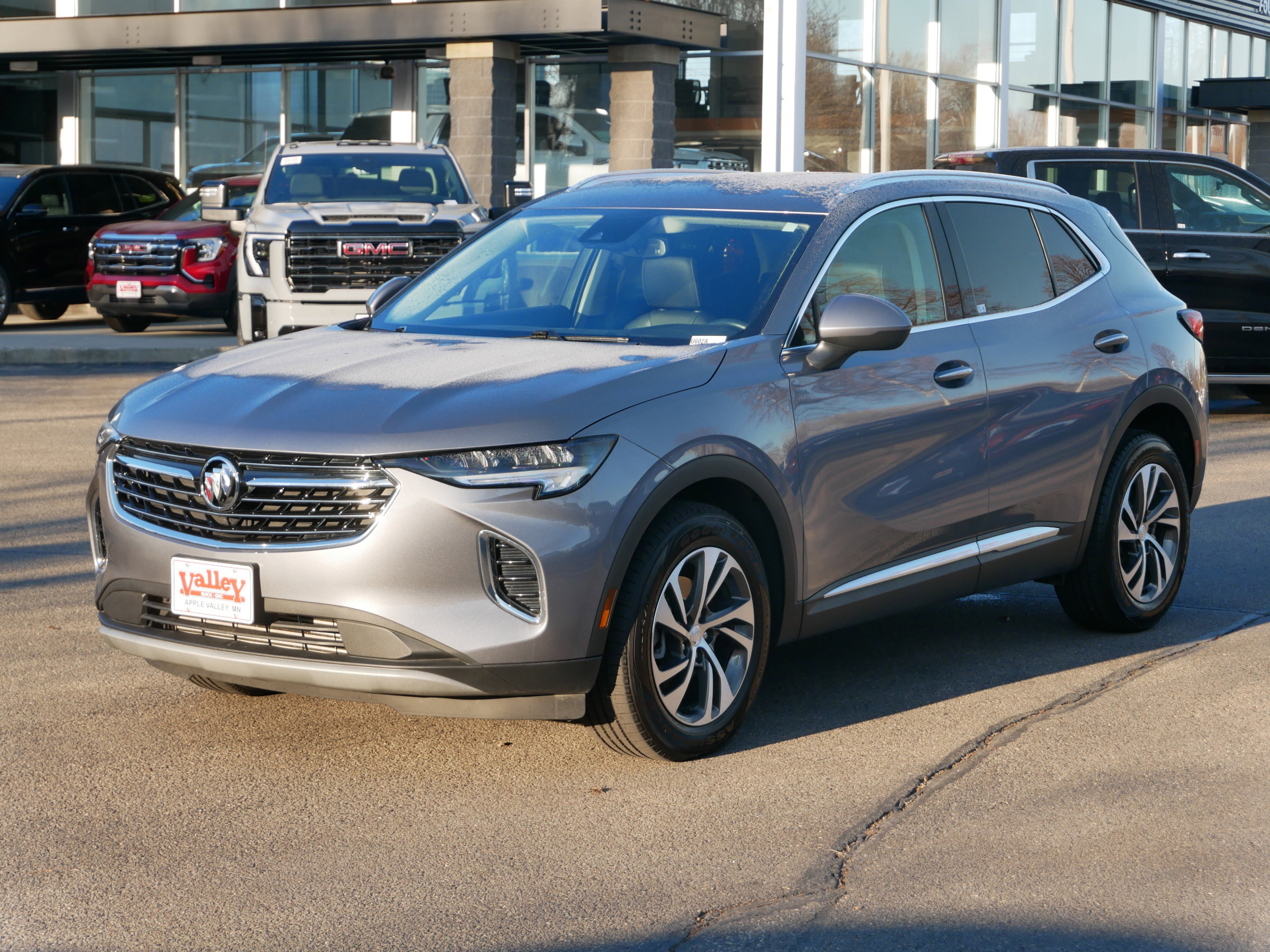 Used 2021 Buick Envision Essence image 4