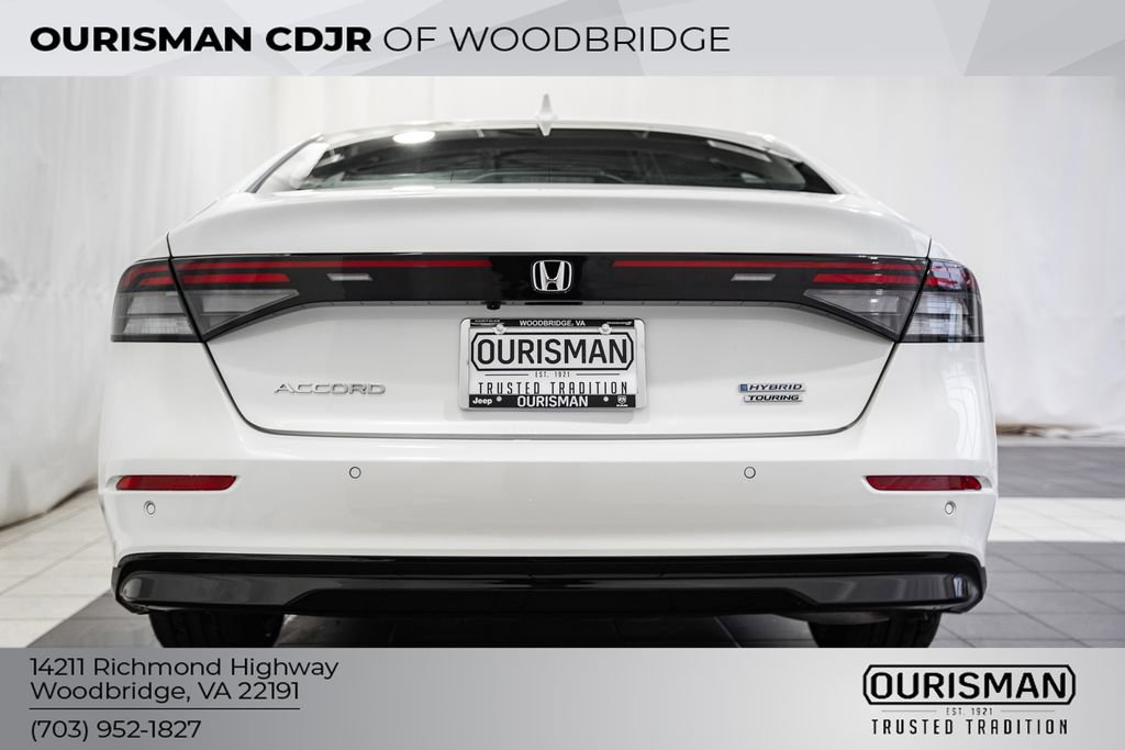 Used 2025 Honda Accord Touring image 6