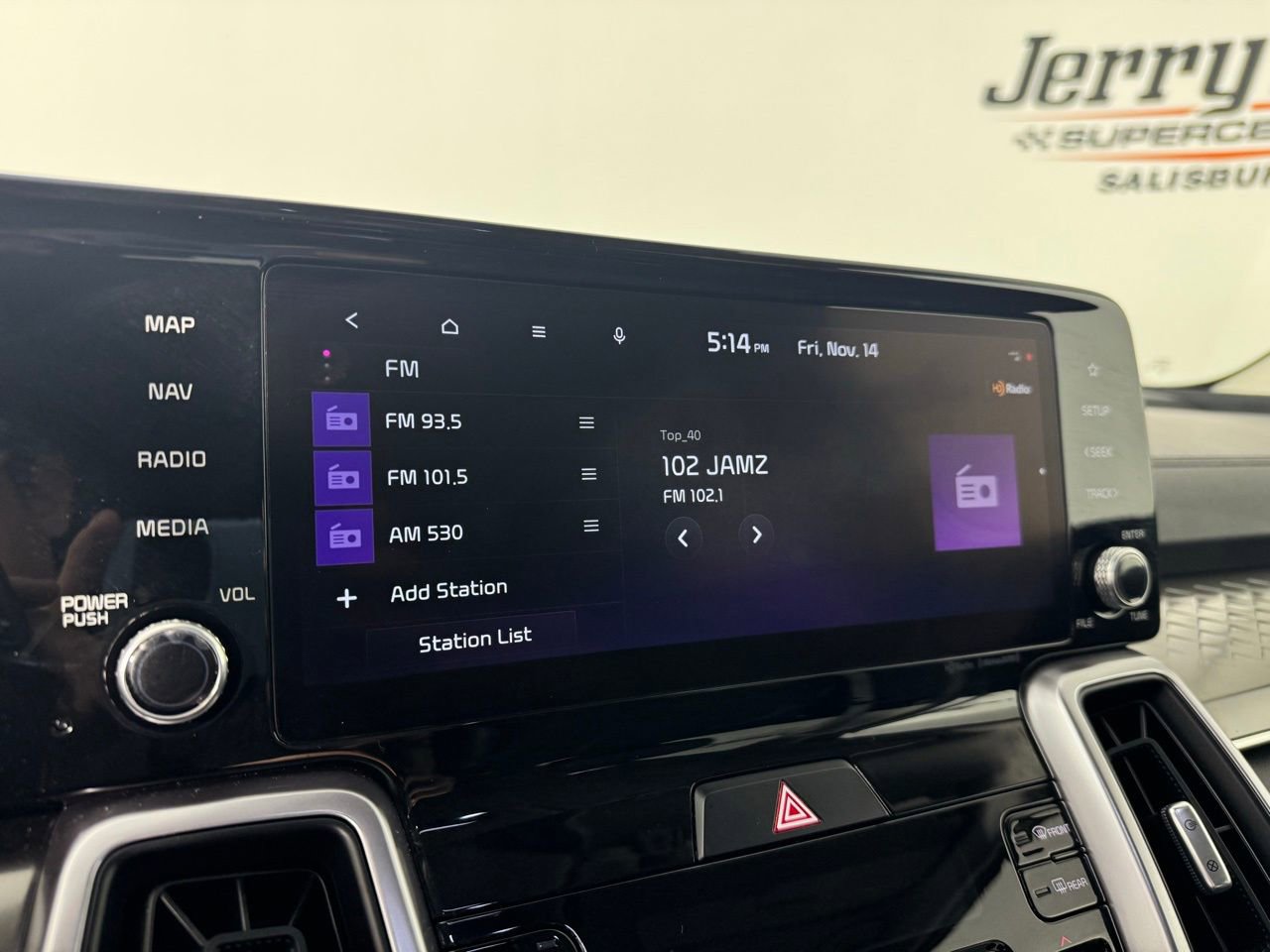 Used 2023 Kia Sorento EX w/ Panoramic Sunroof Package image 14