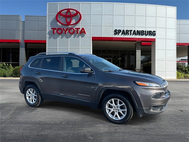 Used 2015 Jeep Cherokee Latitude w/ Comfort/Convenience Group