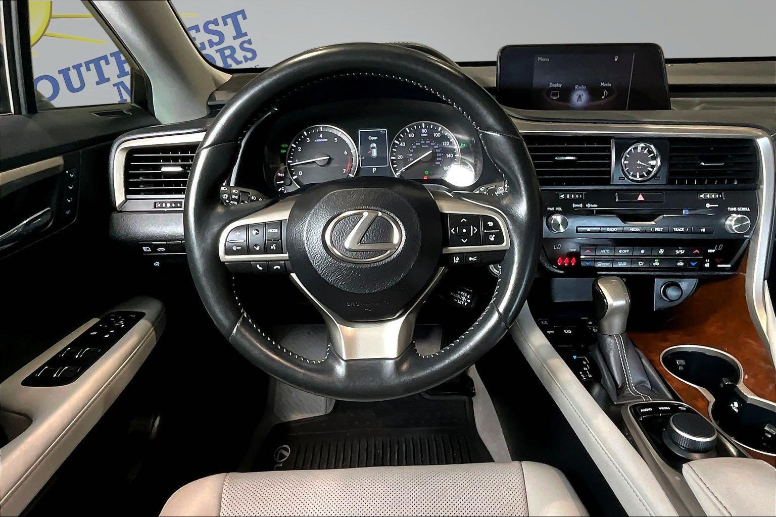 Used 2017 Lexus RX 350 AWD image 9