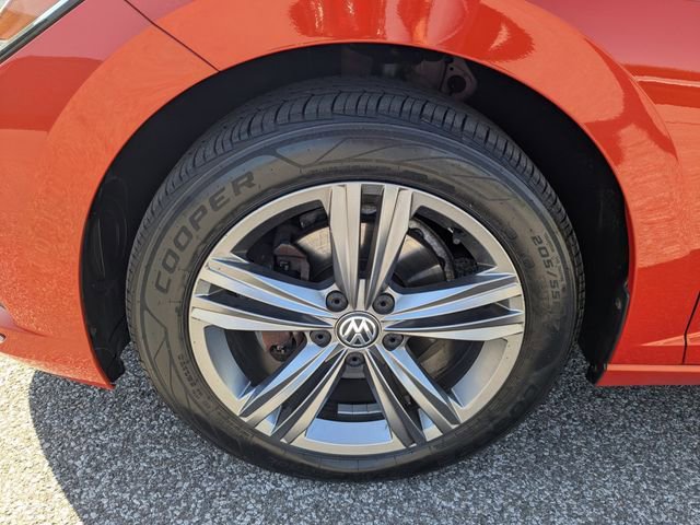 Used 2019 Volkswagen Jetta R-Line FWD image 18