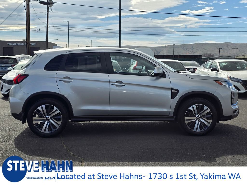 Used 2025 Mitsubishi Outlander Sport SE image 6