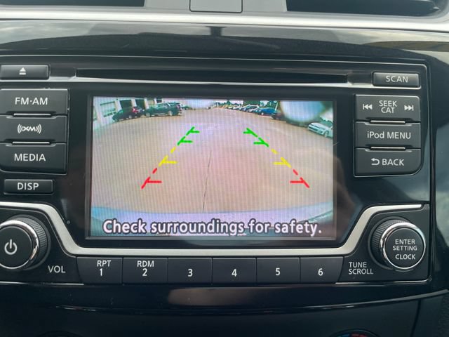 Used 2017 Nissan Sentra SV FWD image 11
