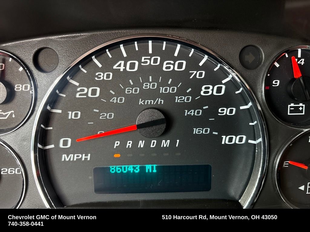 Used 2017 Chevrolet Express 2500 image 19