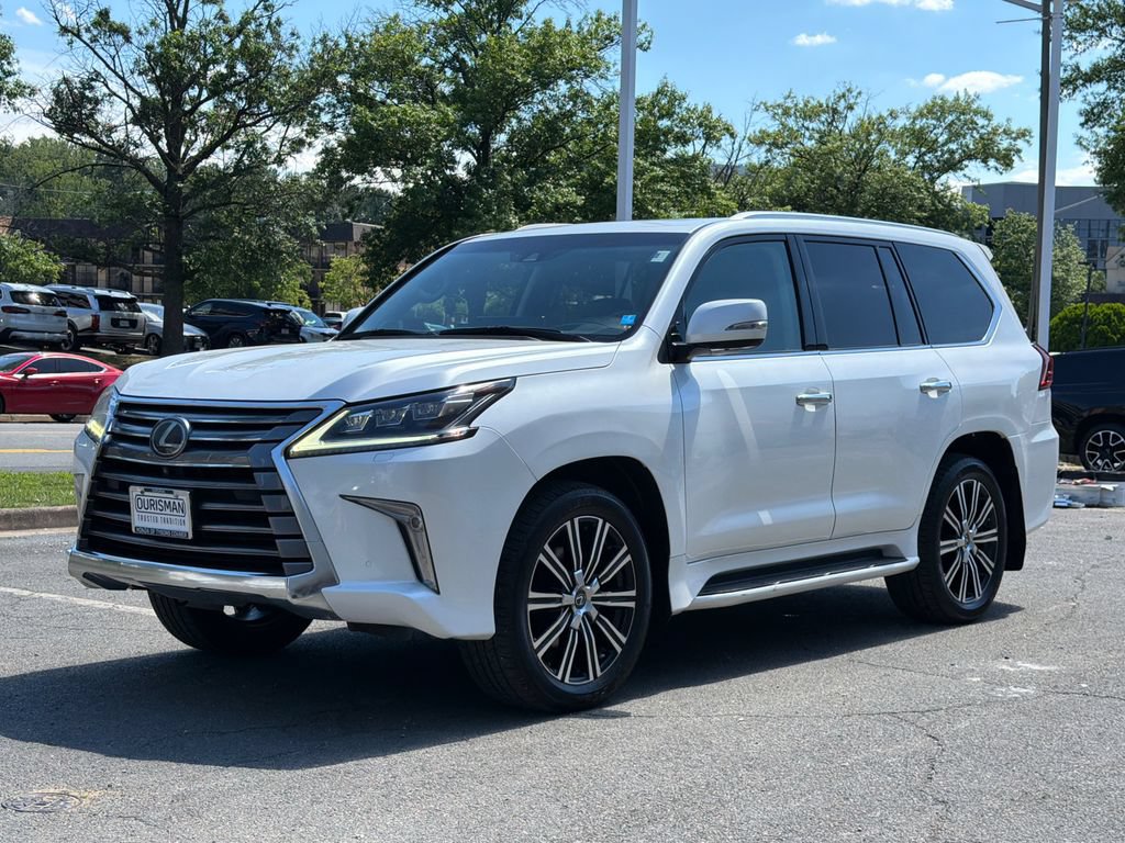 Used 2019 Lexus LX 570 4WD w/ Luxury Package image 18