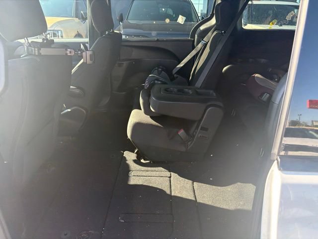 Used 2019 Chrysler Pacifica Touring Plus w/ Advanced Safetytec Group FWD image 8