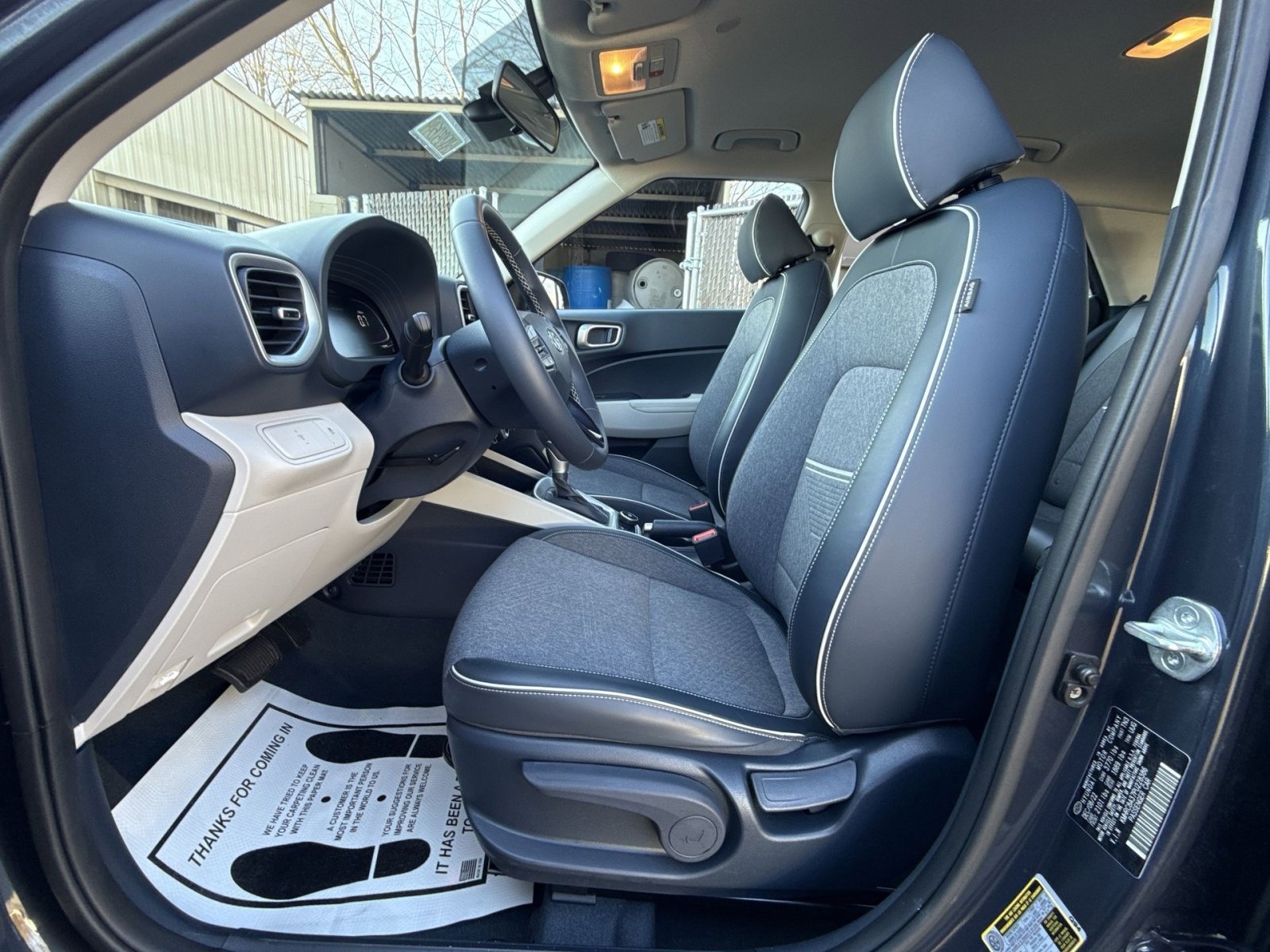 Certified 2023 Hyundai Venue Limited image 13