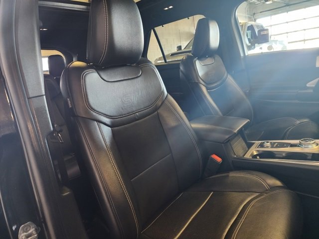 Used 2020 Ford Explorer ST w/ ST Street Pack image 19