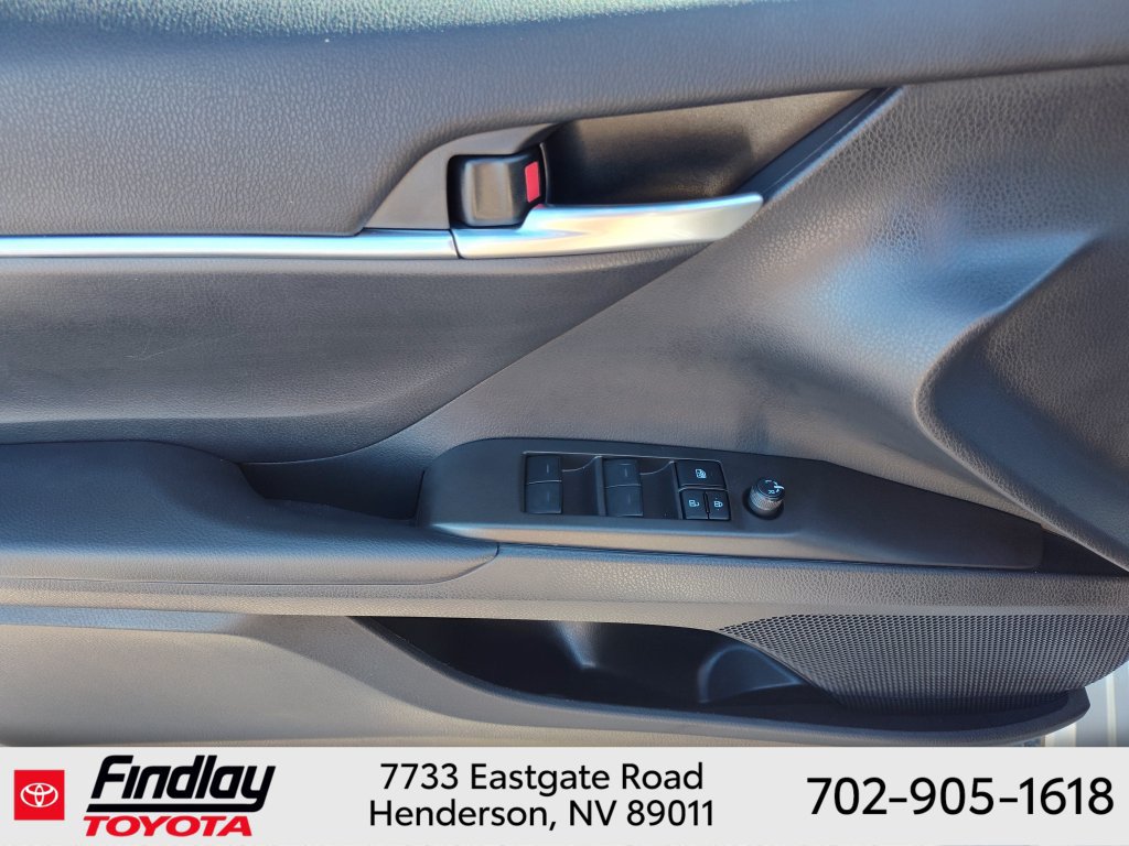 Used 2024 Toyota Camry SE FWD image 19