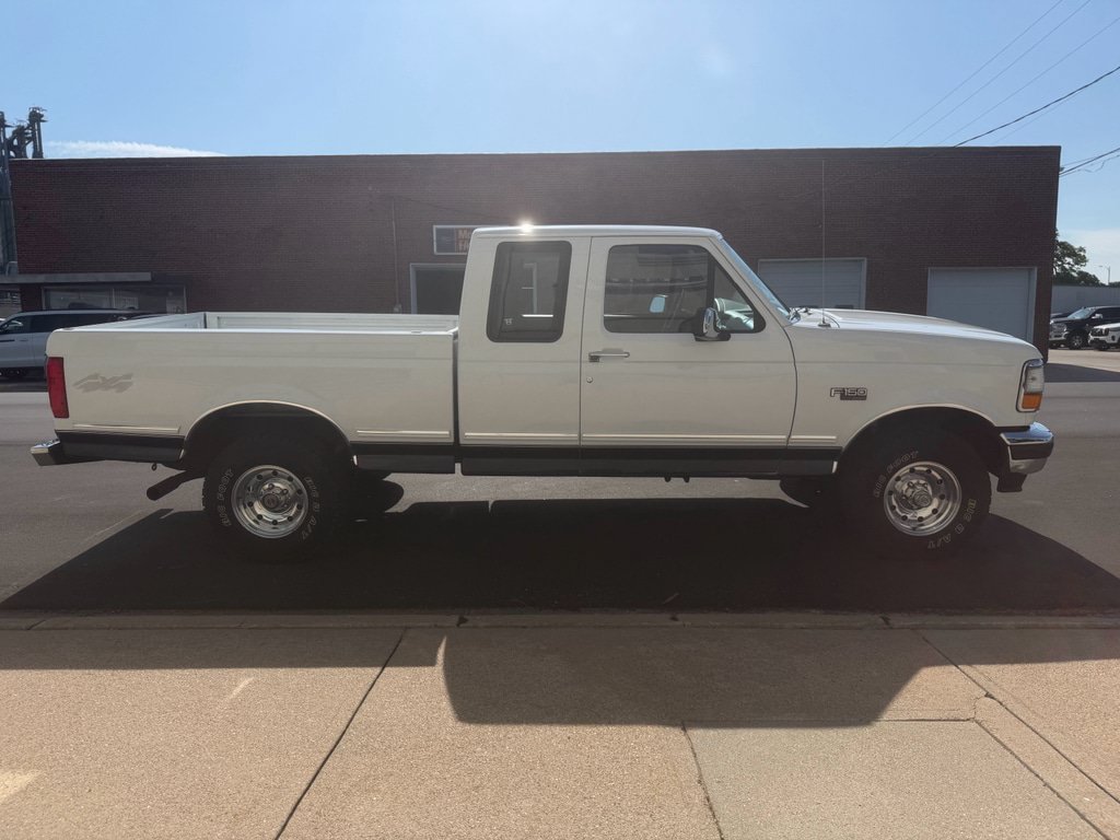 Used 1994 Ford F150 XL AWD/4WD image 3