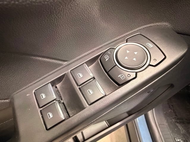 Used 2025 Ford Escape Platinum AWD/4WD image 22