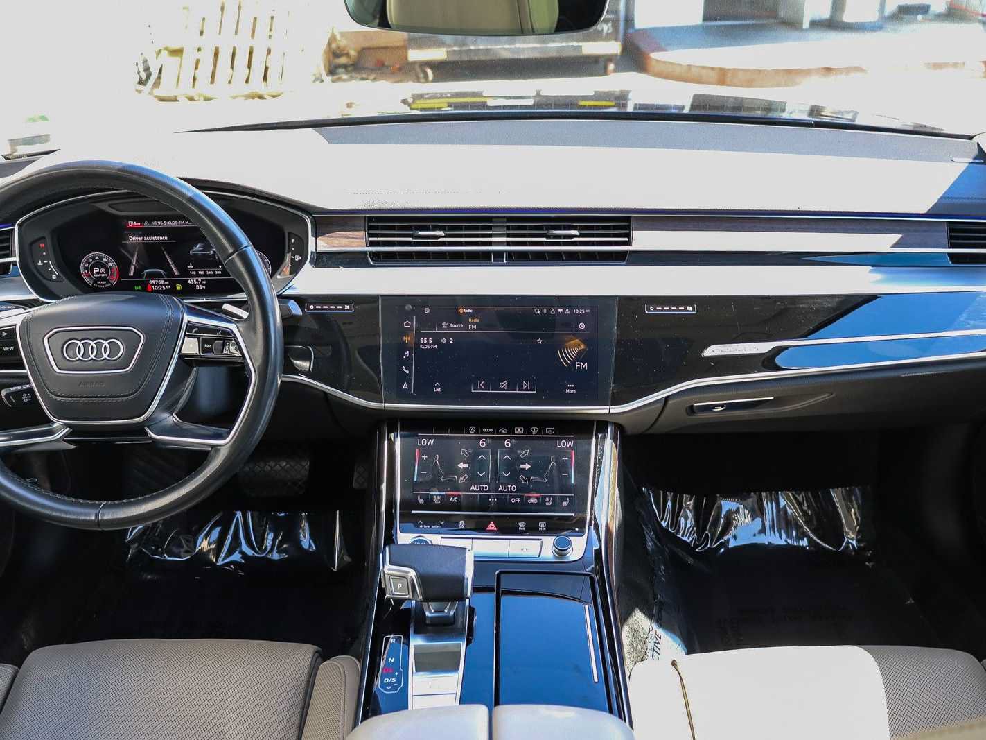 Used 2022 Audi A8 L 3.0T AWD/4WD image 13