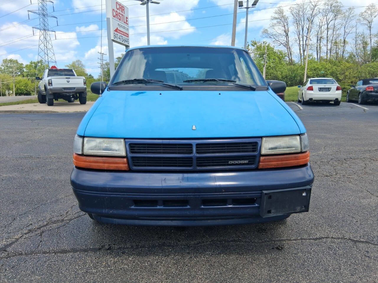 Used 1995 Dodge Caravan FWD image 2