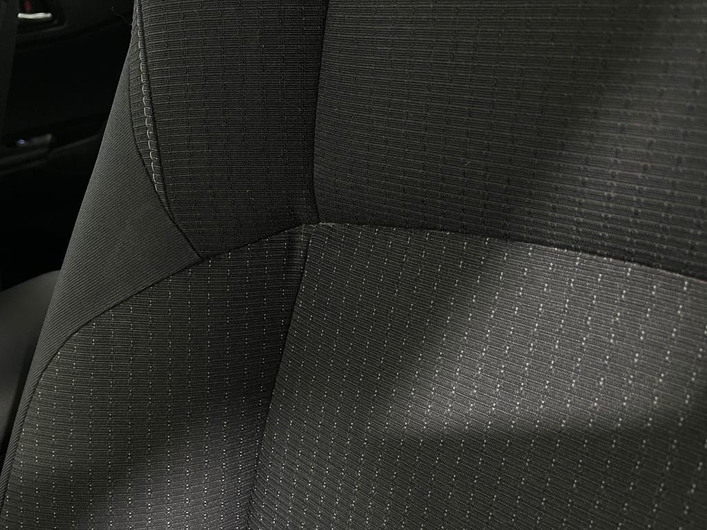 Used 2018 Toyota C-HR XLE image 16